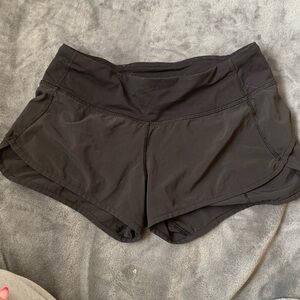 LuluLemon 2.5 shorts